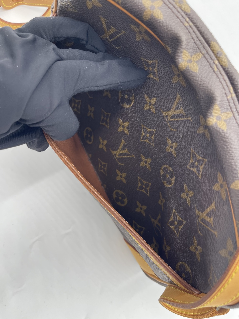 Louis Vuitton Monogram Trocadero - Picture 13 of 14